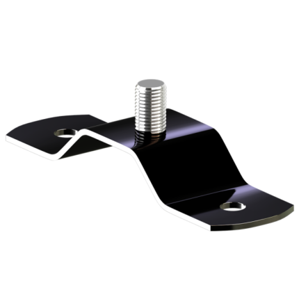 Lietvamzdžio apkabos laikiklis - juodo metalo kronšteinas su centriniu vertikaliu varžtu su sriegiu ir dviem plokščiais galais, kurių kiekviename yra apskrita skylė, pavaizduotas vienspalviame baltame fone.