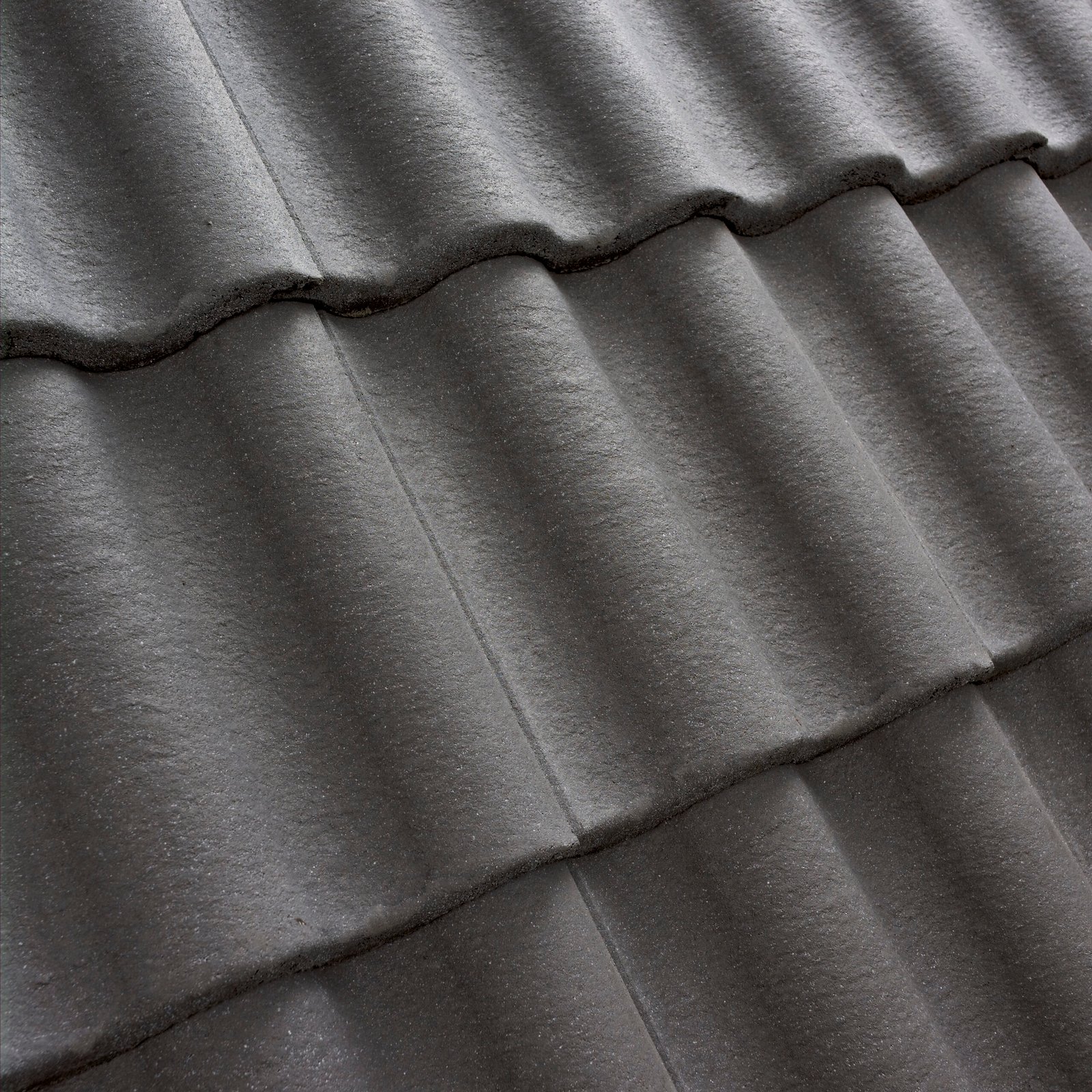 020001 Betoninė čerpė Benders Palema S granito spalvos - Image 1