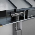 Pilnai paslėpta lietaus nuvedimo sistema: latakas, lietvamzdis, stogo detalės.