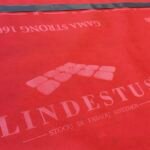 Difuzinė plėvelė Lindestus Gama Strong 160 su lipniais kraštais. Stogų ir fasadų sistemos.