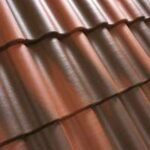 Grafito spalvos Benders Palema S betoninės čerpės stogo danga, natūralus atspalvis.