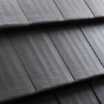 Betoninės čerpės Benders Carisma granito spalvos iš arti
