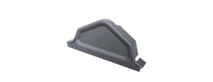 Pilkas kraigo elementas su logotipu, skirtas FLAT Como L 1150 mm. stogui.